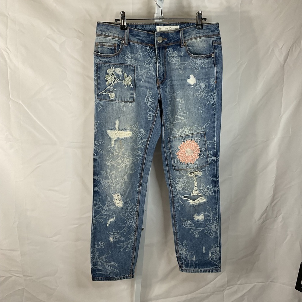 Floral Embroidered Straight Leg Jeans